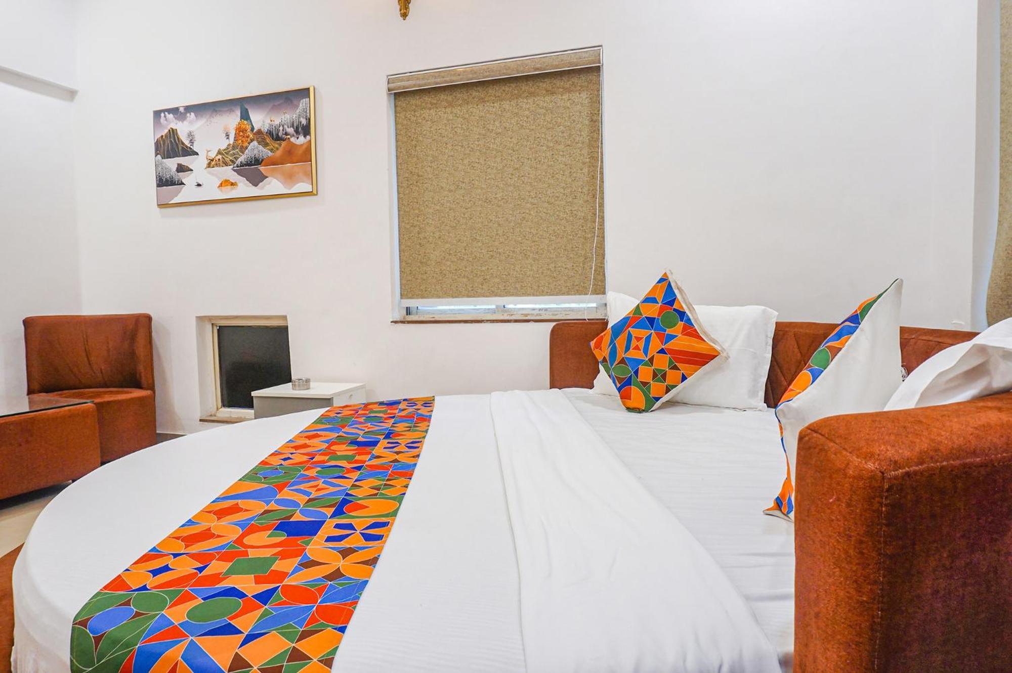 פונה Hotel O The Leela Inn מראה חיצוני תמונה