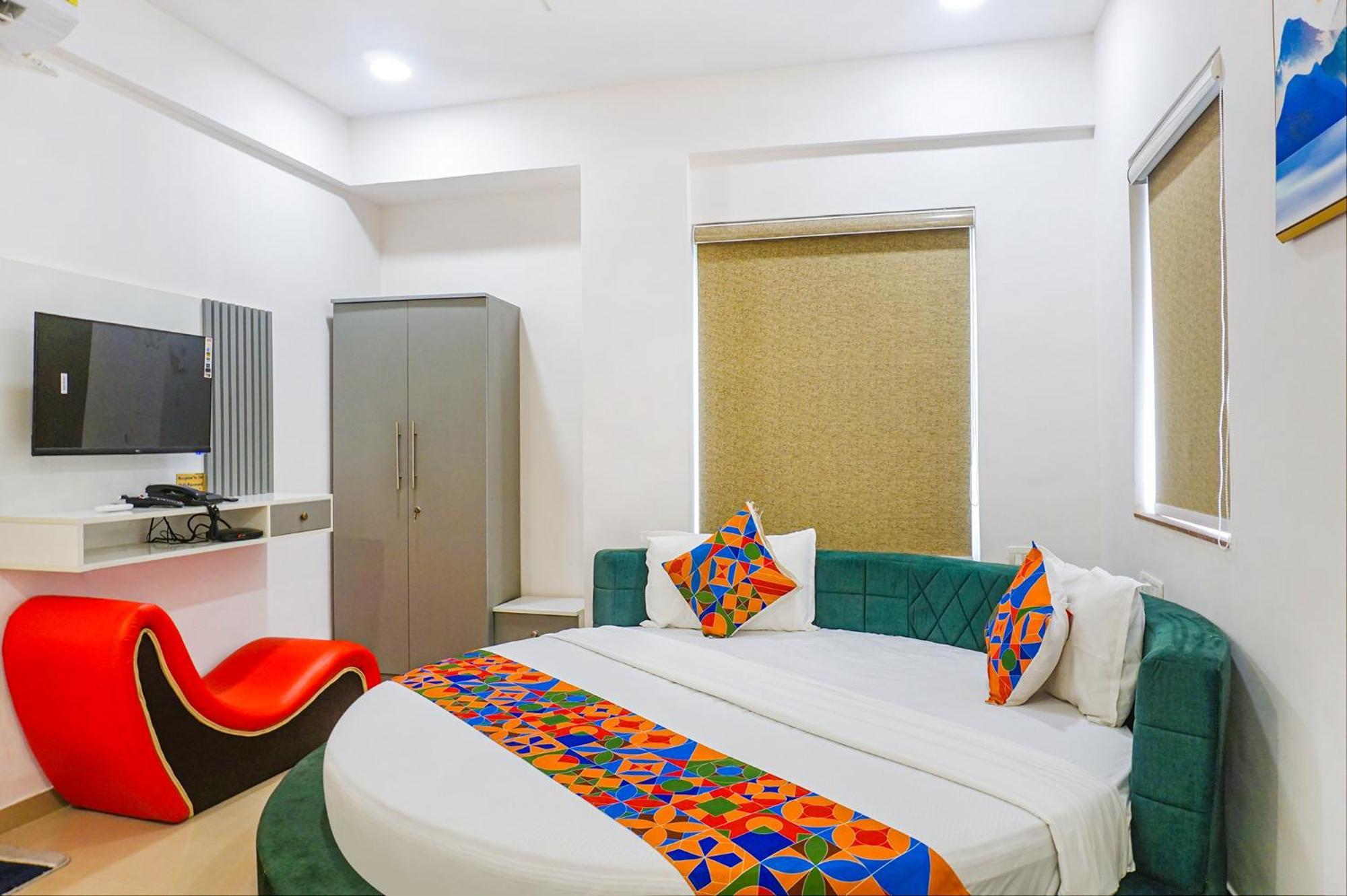 פונה Hotel O The Leela Inn מראה חיצוני תמונה