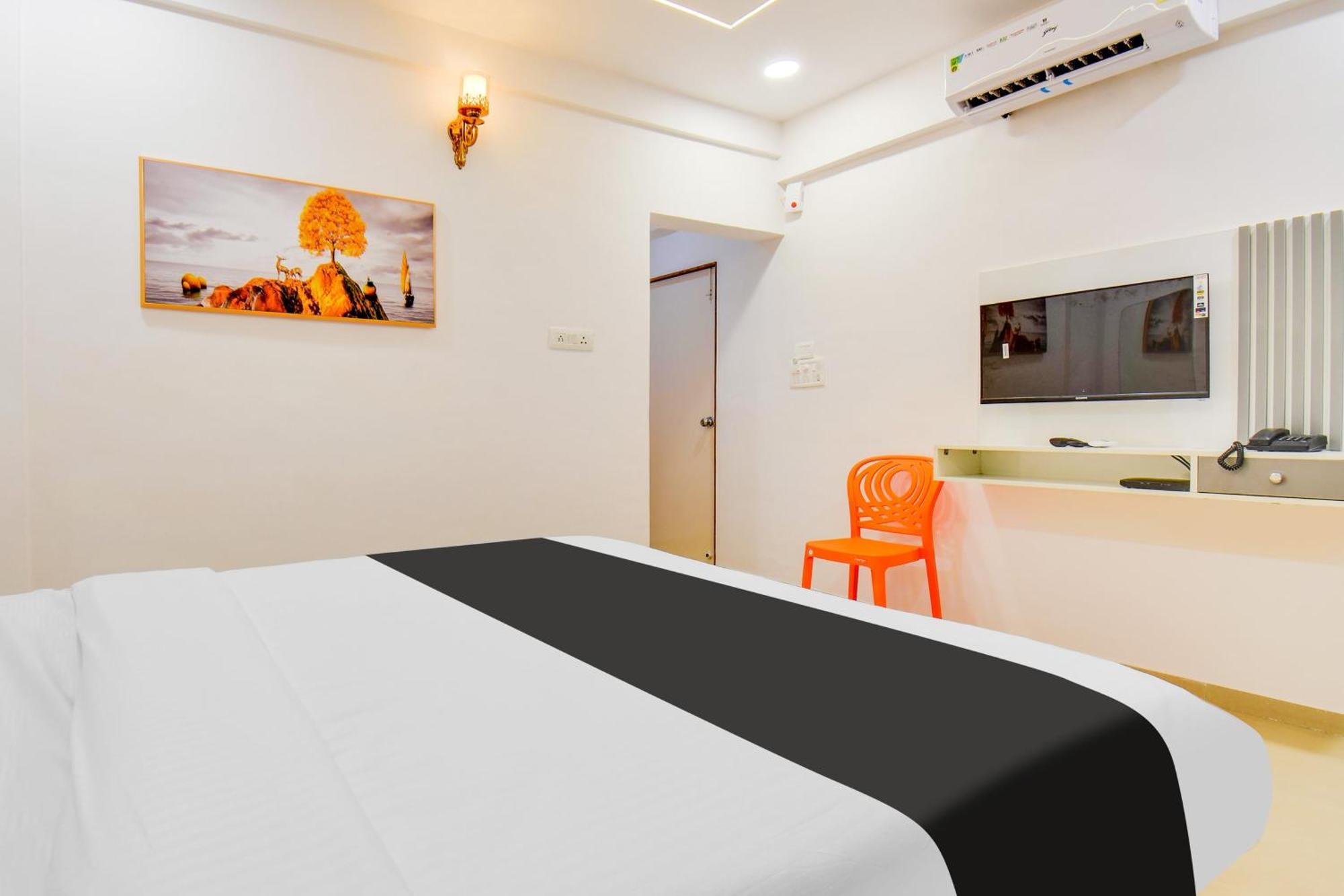 פונה Hotel O The Leela Inn מראה חיצוני תמונה