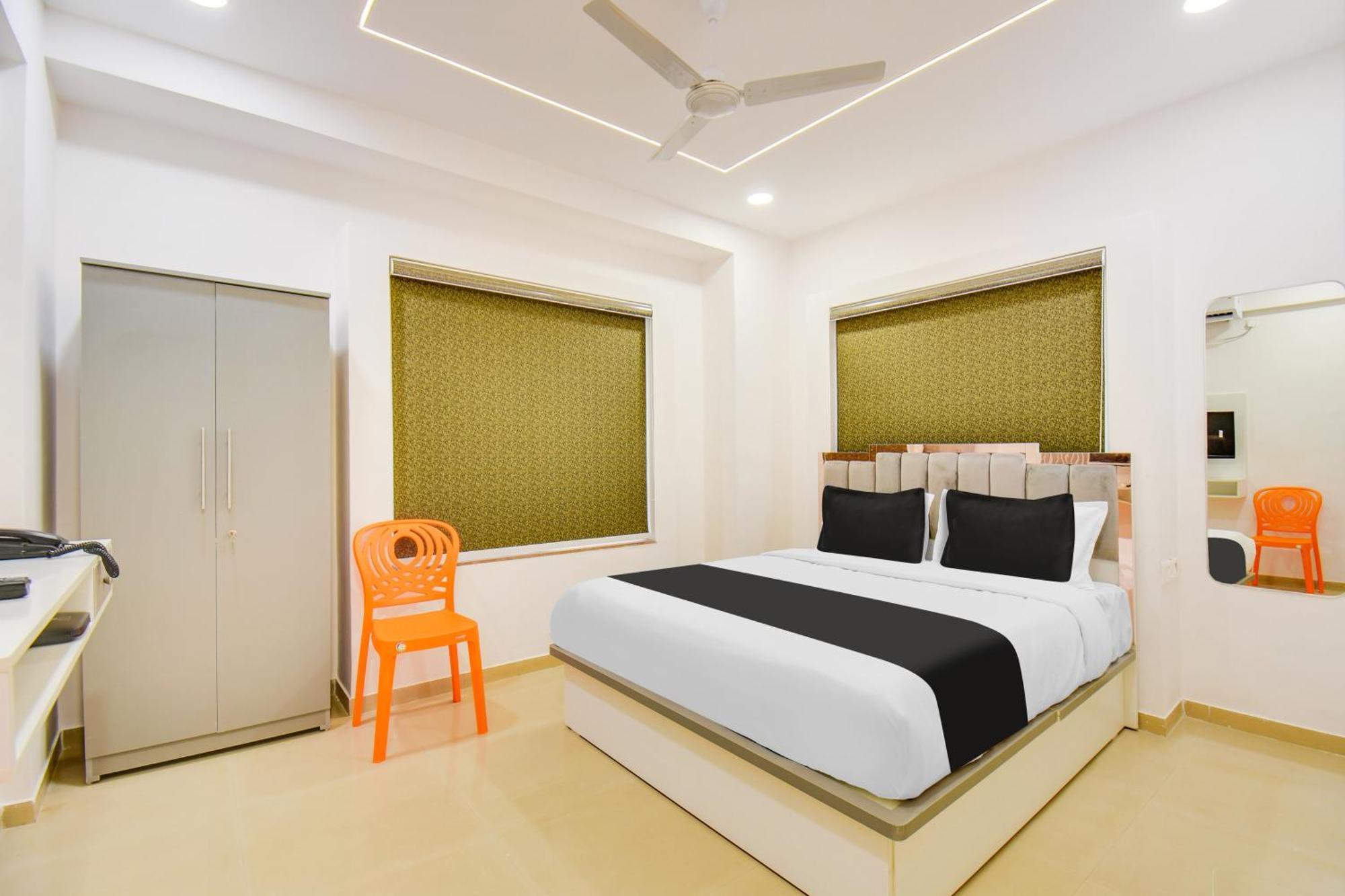 פונה Hotel O The Leela Inn מראה חיצוני תמונה